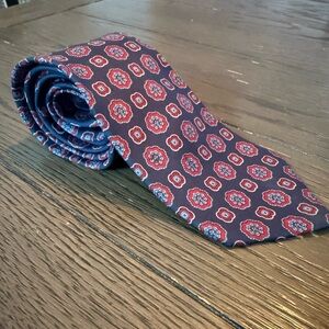 DAKS London New York Men’s 100% Silk Tie Blue Geometric Print
